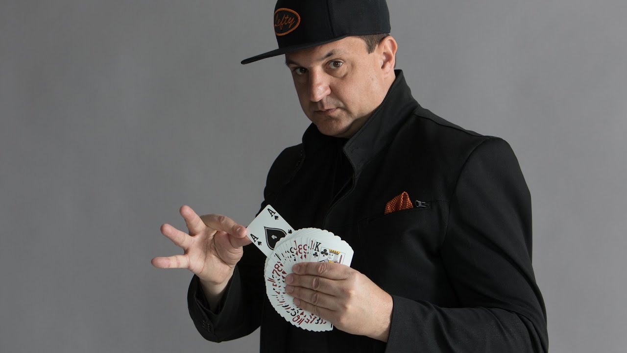 Douglas &ldquo;LEFTY&rdquo; Leferovich - Card Manipulation at the Westgate Las Vegas Resort & Casino