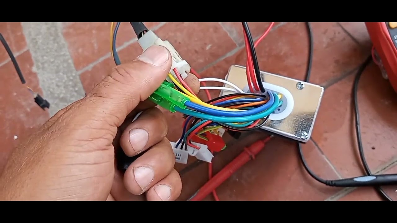 RoRoTEC adaptar controlador universal a una bicicleta eléctrica