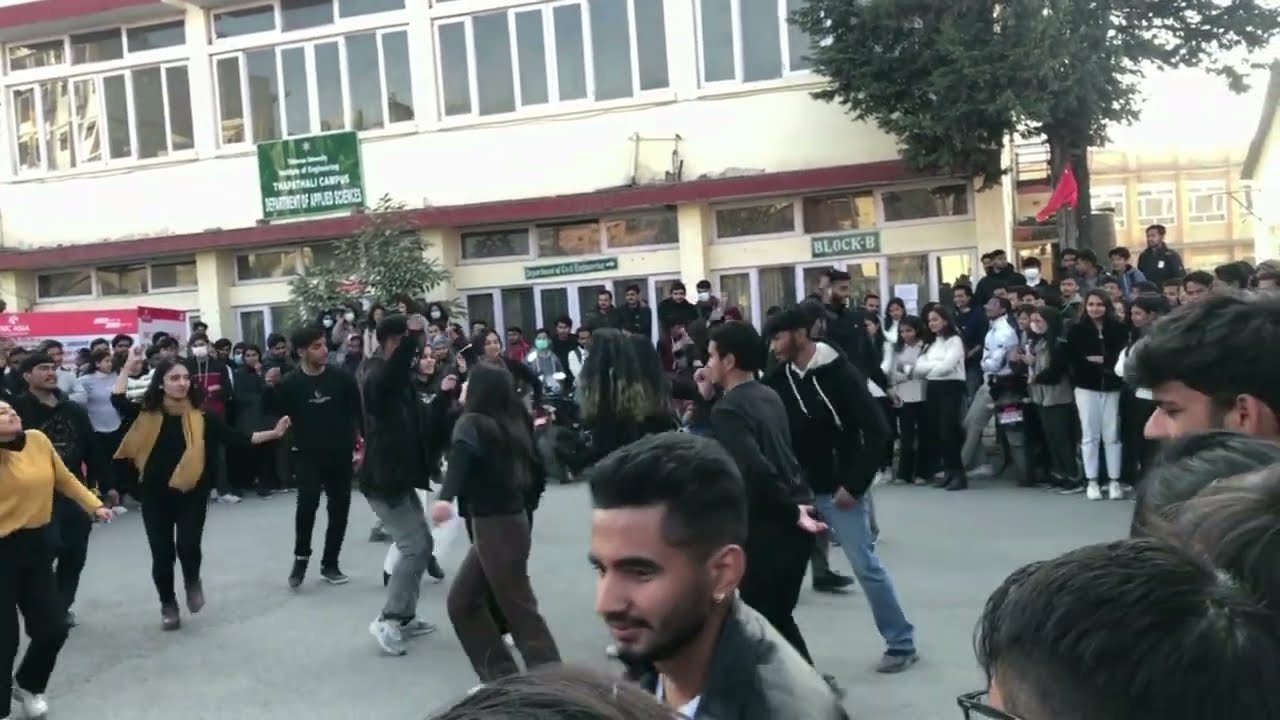 FLASH MOB  | UTSARGA 2079 | THAPATHALI CAMPUS