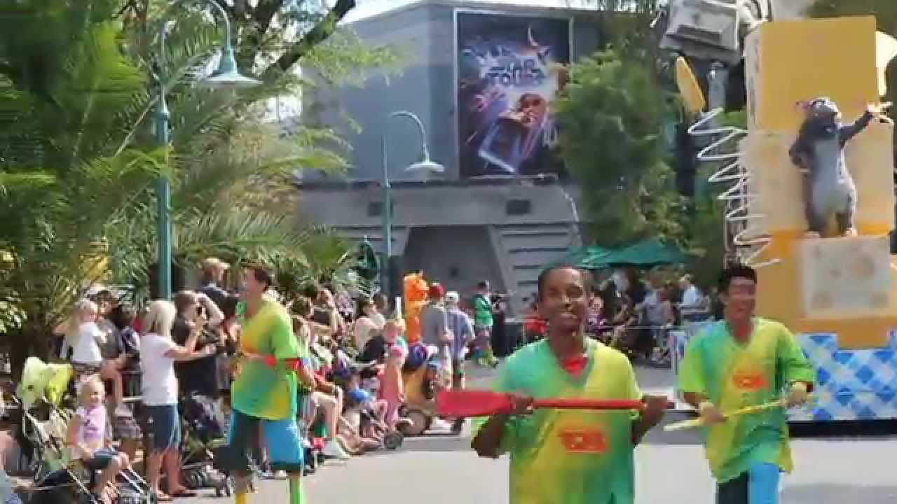 Pixar Pals Countdown to Fun Parade - Disney's Hollywood Studios - Walt Disney World