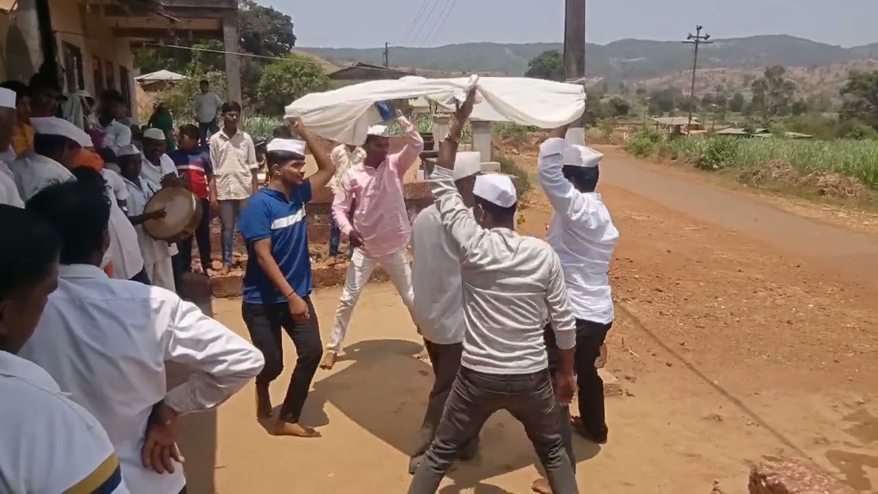 आमच्या गावची लहान मुलांचा खेळ्या करण्याची पिढ्यान - पिढ्या चालत आलेली प्रथा..माझा मुलगा💖 स्वानंद 💖🚩🎉