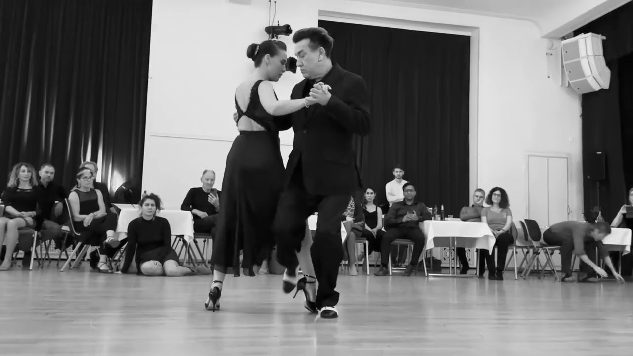 Chicho Frumboli and Juana Sepulveda.Tango 4/4.(Solitude- Astor Piazzolla)