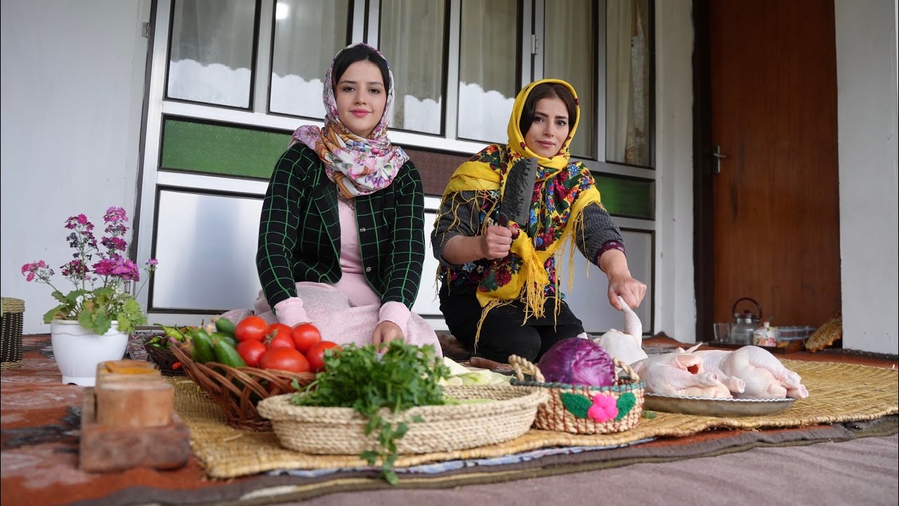Куры и баклажаны превратились в вкусный ужин со свежим хлебом