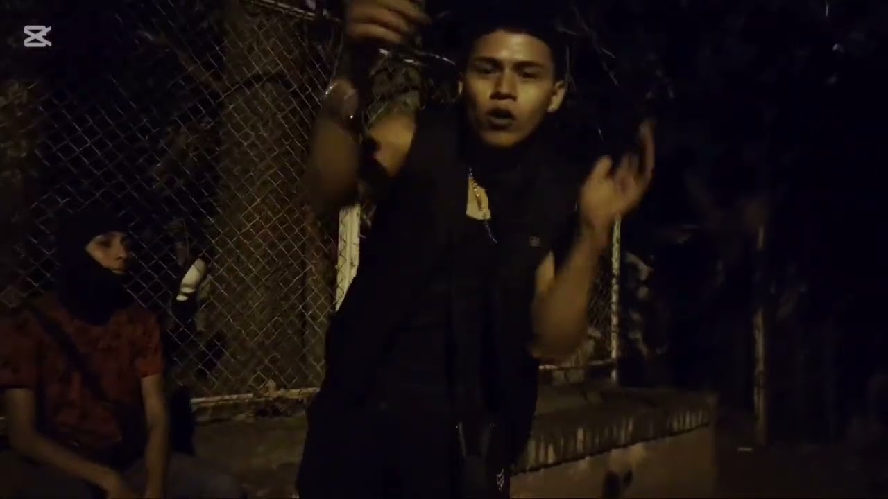 SNAYDER LA L X GARDELL MUSIC X EL MF PASEANDO EN LA YARIS ( VIDEO OFICIAL )