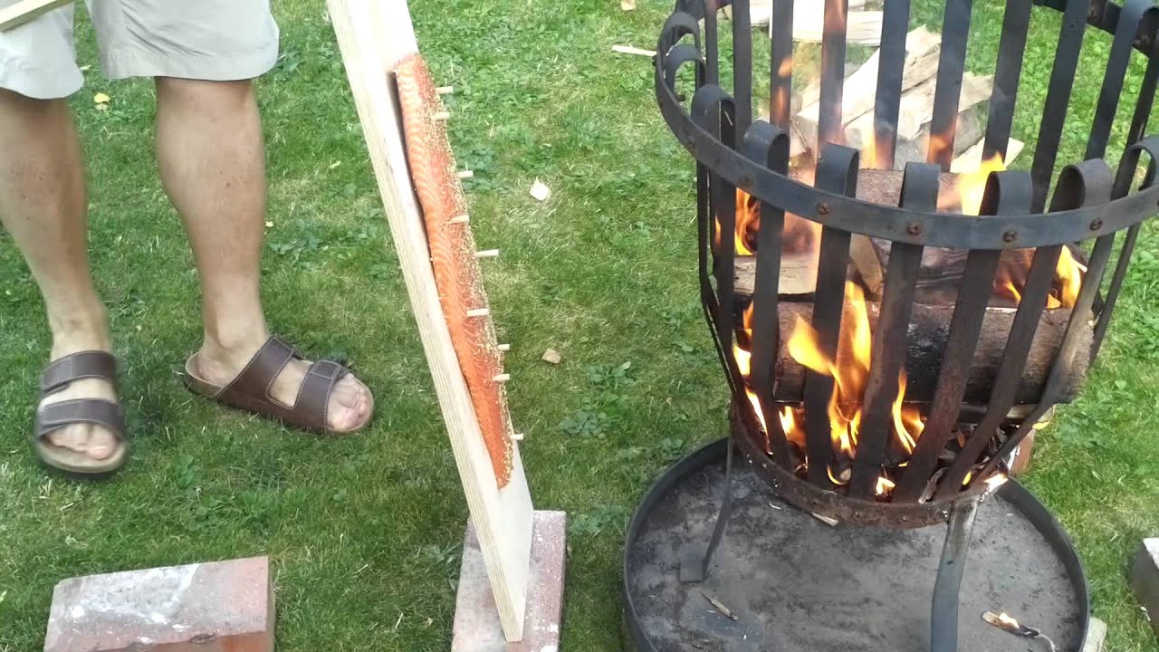 Lachszubereitung am Feuer Teil 2