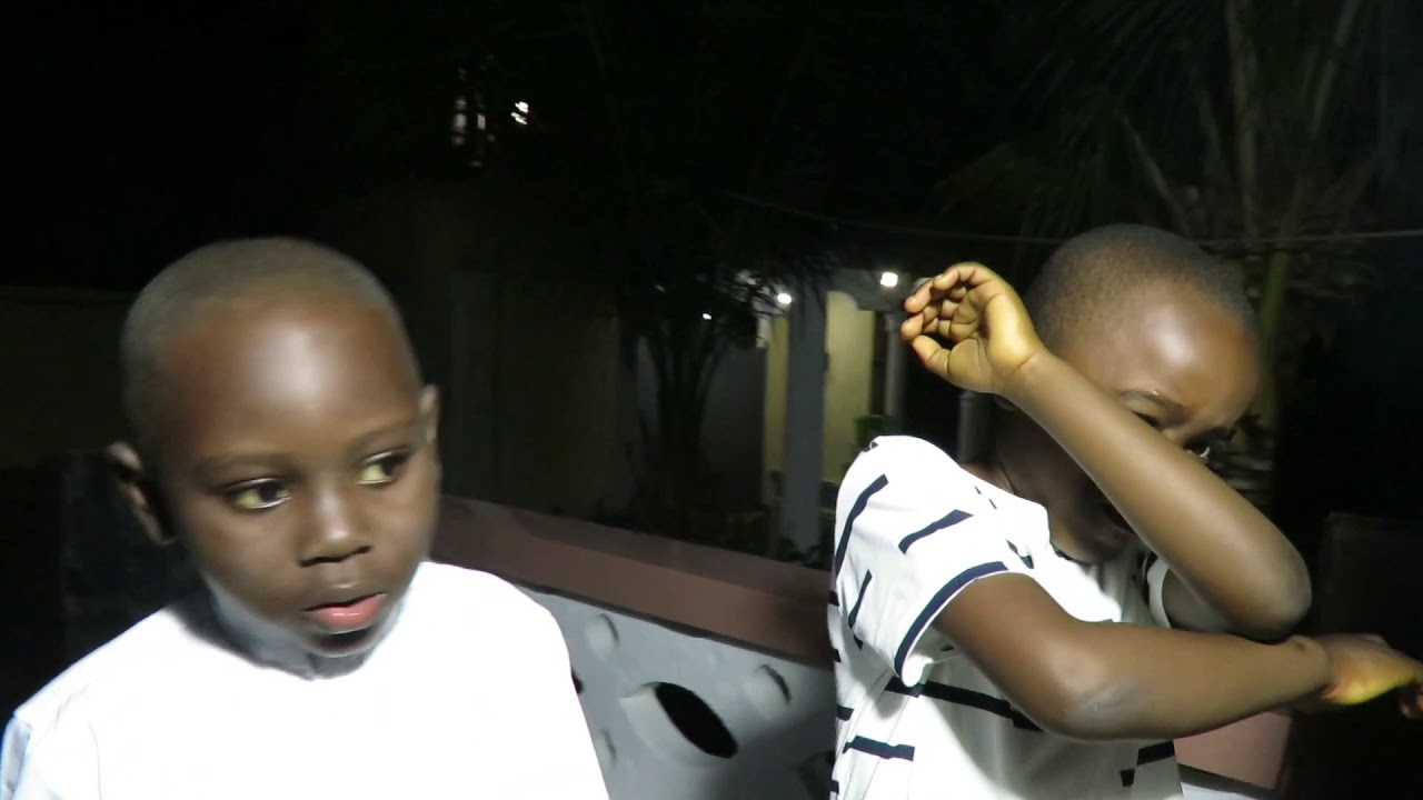 La JCC pointe-blanche danse la trompette (Vidéo dédiée à la Sr Acsa Olangi)
