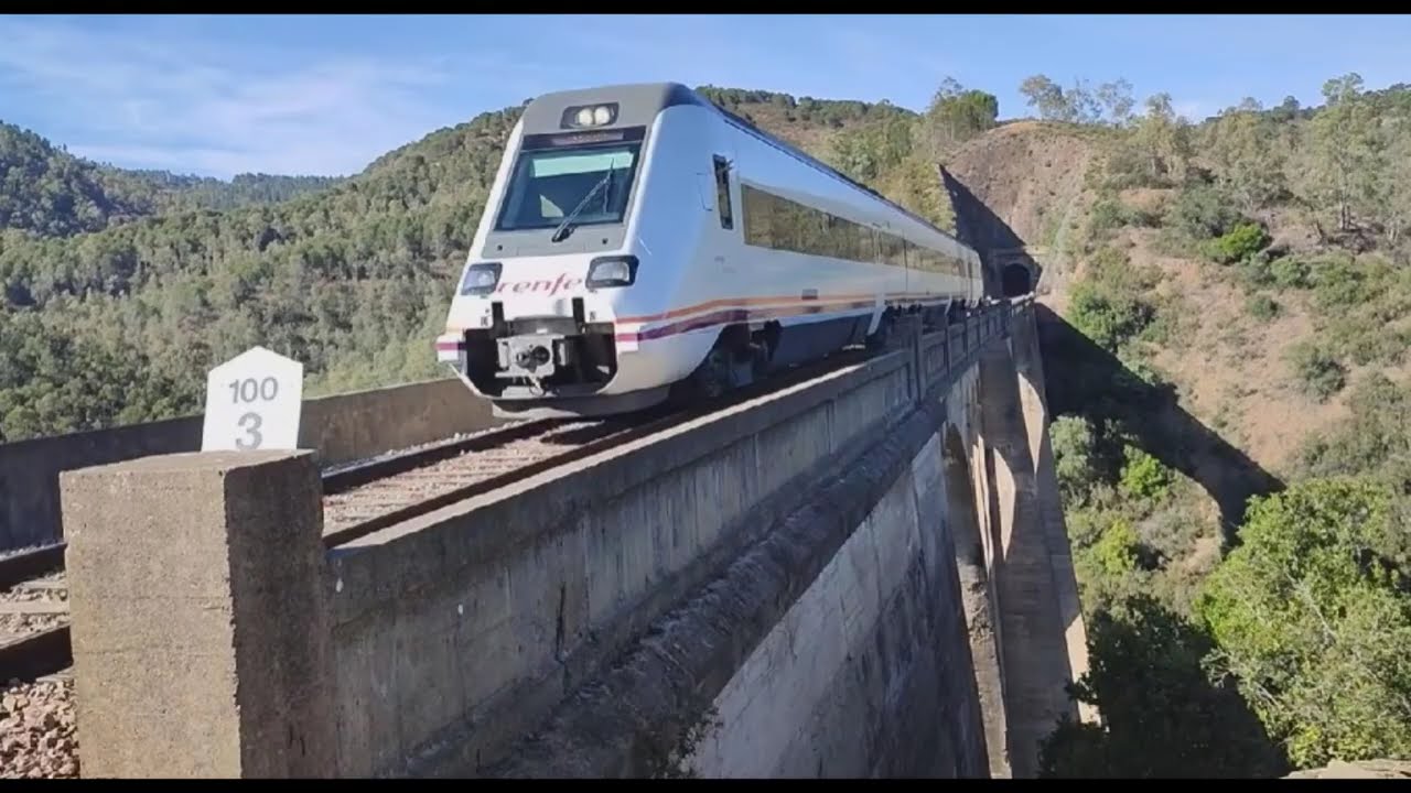 Viaducto de las Tres Fuentes (ampliación). Línea ferroviaria Zafra-Huelva.