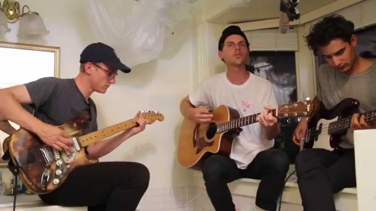 Never Young - Latex Heart (Fishbowl Session)