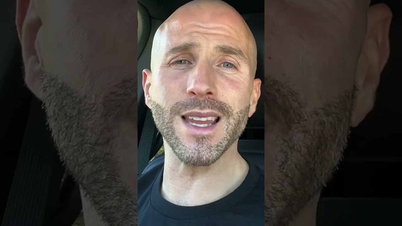 Этот человек отчаянно нуждался во внимании со стороны других