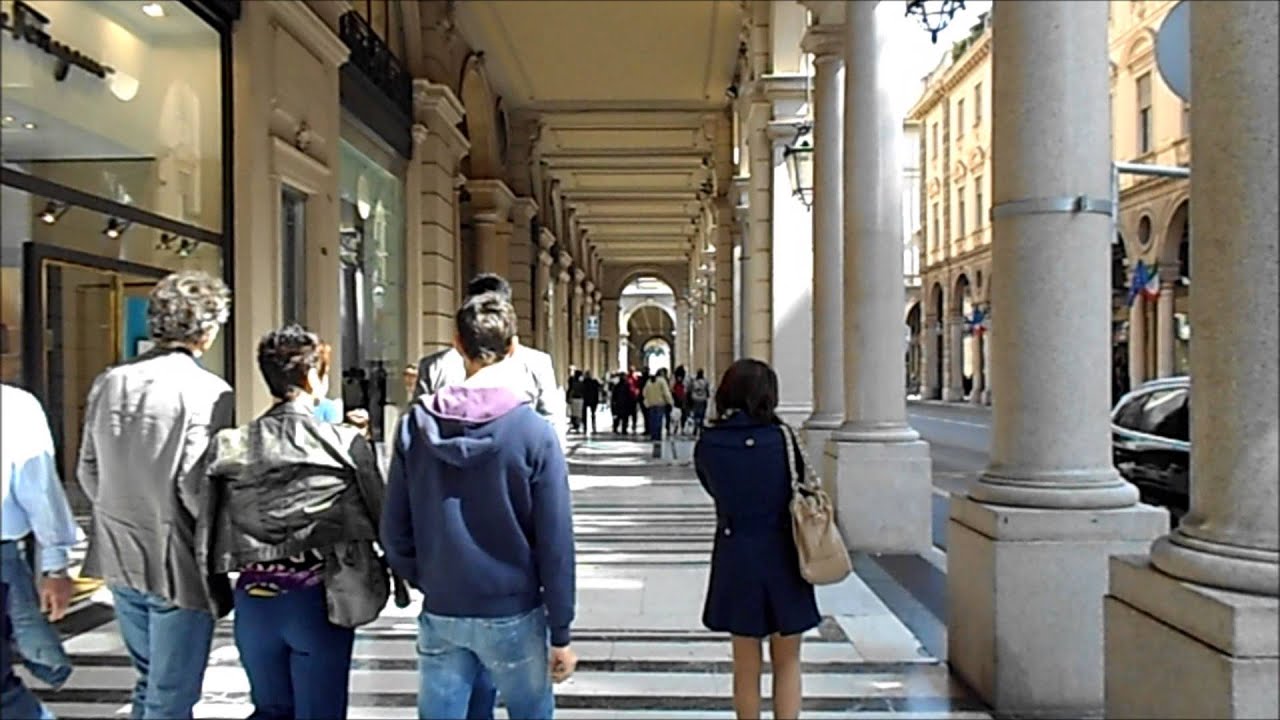 TORINO CITTÀ SOBRIA ED ELEGANTE