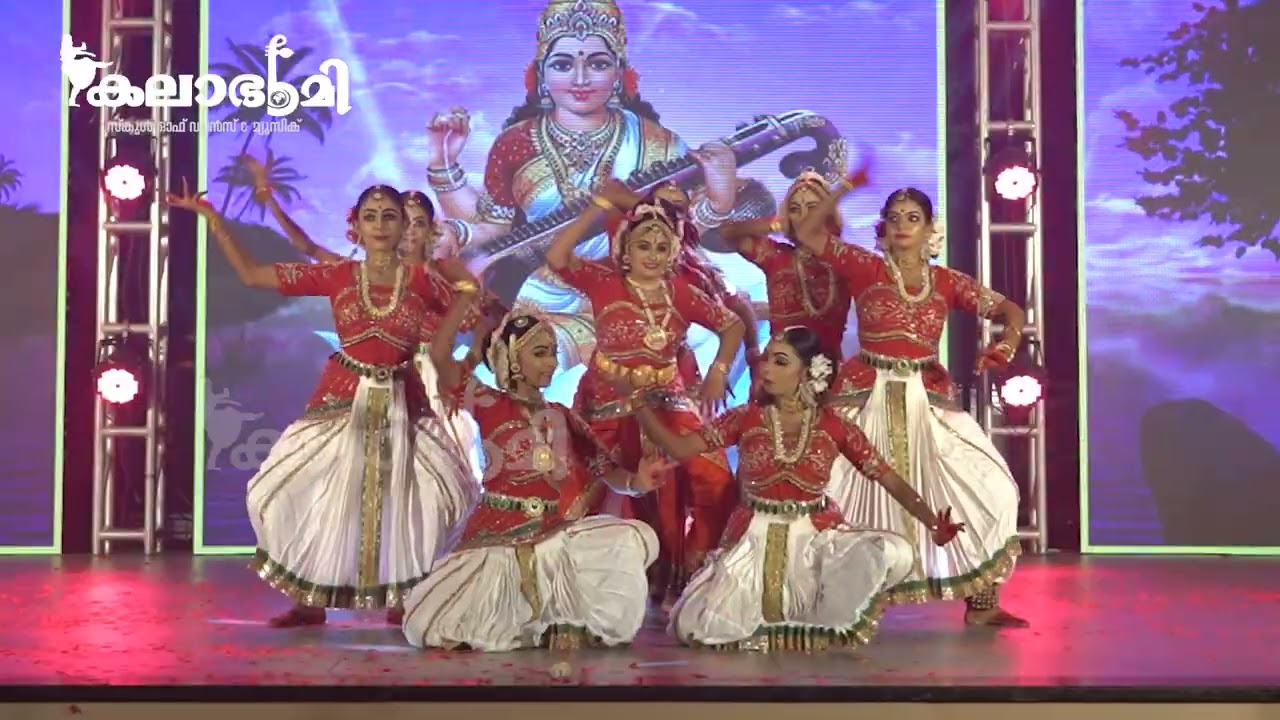 വാഗ്ദേവതയായ സരസ്വതി ദേവിയുടെ ഗാനത്തിന് ചുവടുകളുമായി #kalabhoomidanceadoor #dancebharatanatyam