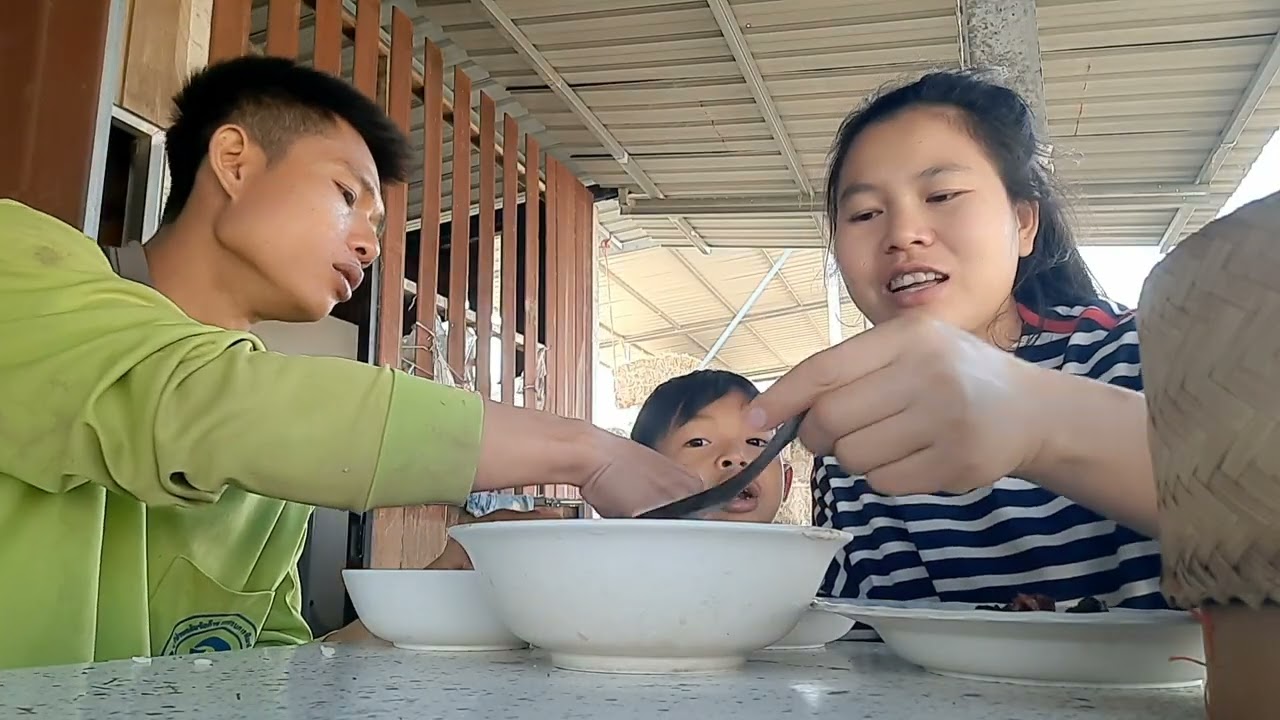 ตื่นเช้ามาเลือดดังลูกชายออก กินข้าวเซ้านำน้องแทนเด้อป้าลุง23 มกราคม ค.ศ. 2026