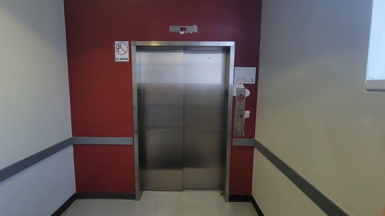 Nice Motor: Useless Unitec Hydraulic Z Bank Elevator @ CCB Building, NCC, Garden City, NY