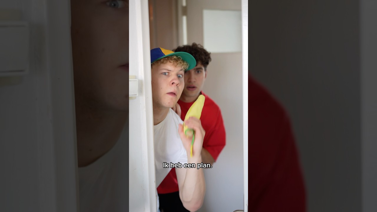 Alex en Max hebben huisarrest. 🎮 Welke spelletjes speel jij?