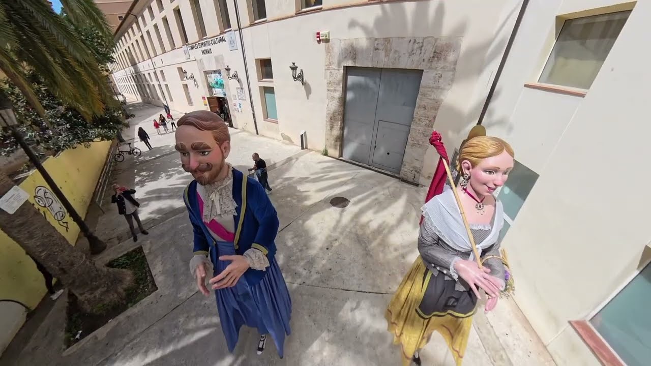 8 Trobada de La Federació Valenciana de Nanos i Gegants a Patraix (València)