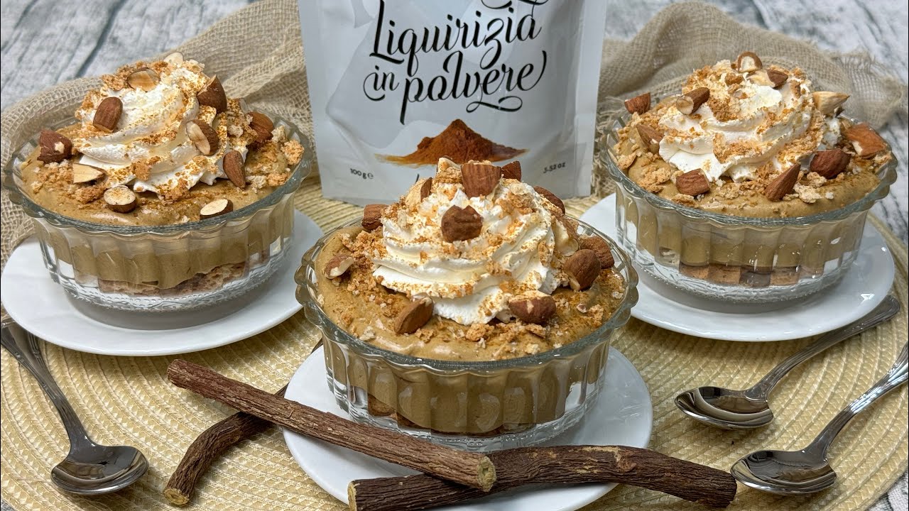 Mousse alla Liquirizia con Panna e Amaretti