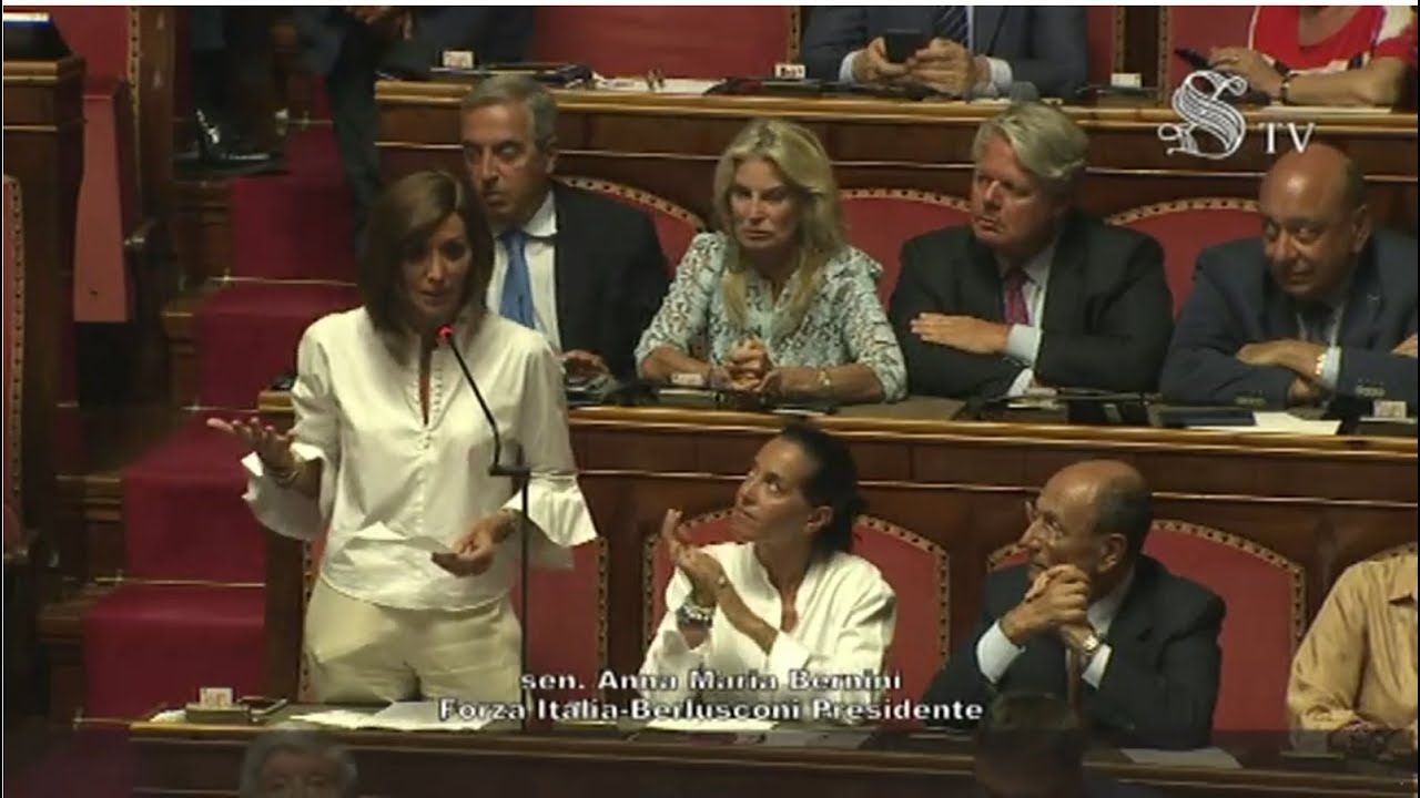 Crisi di governo, Conte si dimette: la discussione in Senato