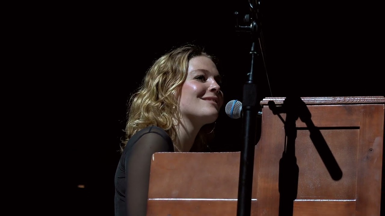 Maggie Rogers - I Still Do - Live in Toronto