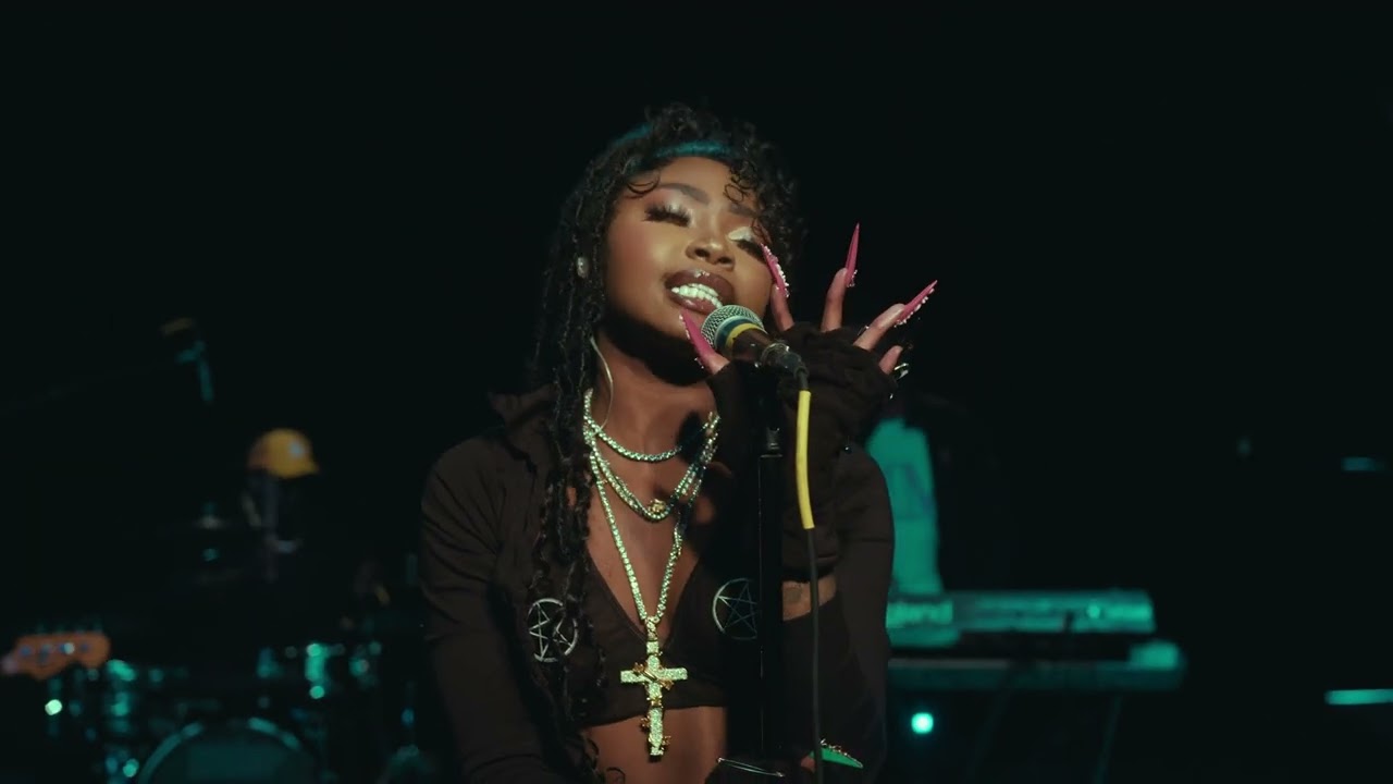 Sada James - What I Want  (Live)