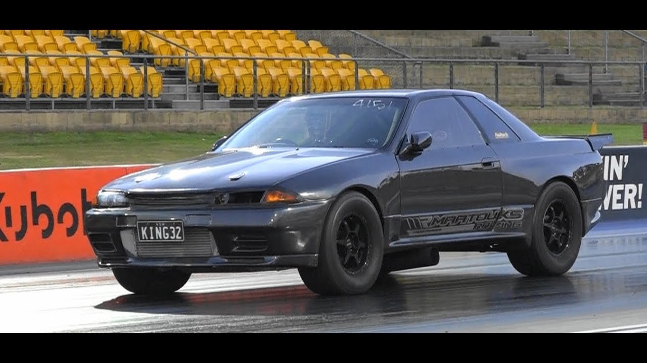 KING32 MAATOUKS RACING STREET RADIAL R32 GT-R 7.01 @ 201 MPH