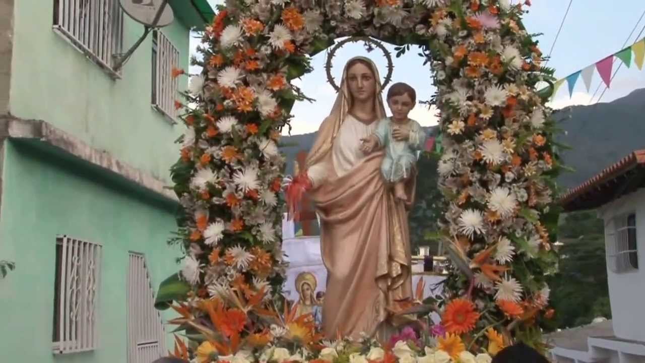 Encantadores Pueblos Andinos Chejende: Virgen de La Candelaria
