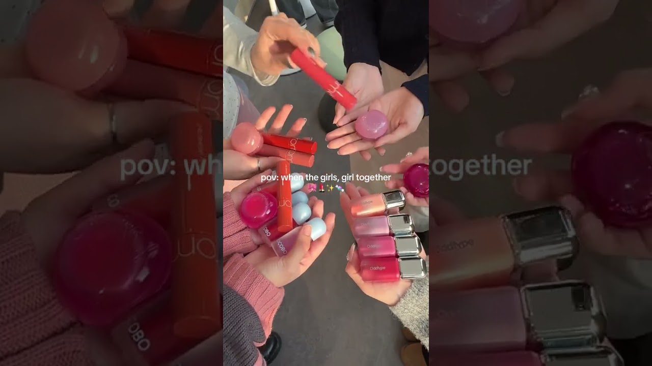 Your sign to exchange gift with your friends! #makeuptutorial #eyemakeup #lipgloss