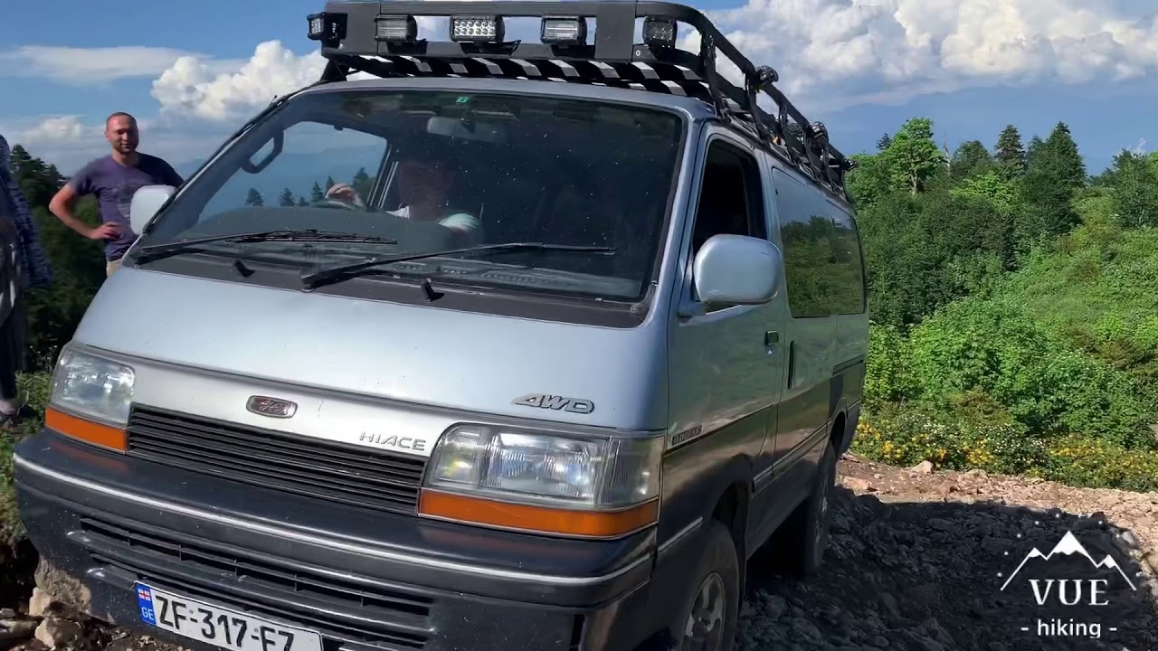 4x4 Toyota Hiace 1992 model