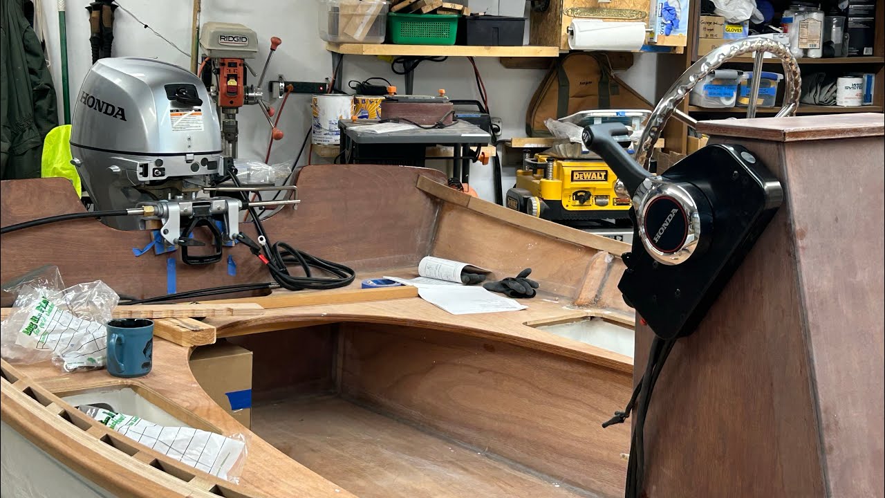 #15 Peeler Skiff - Console Build