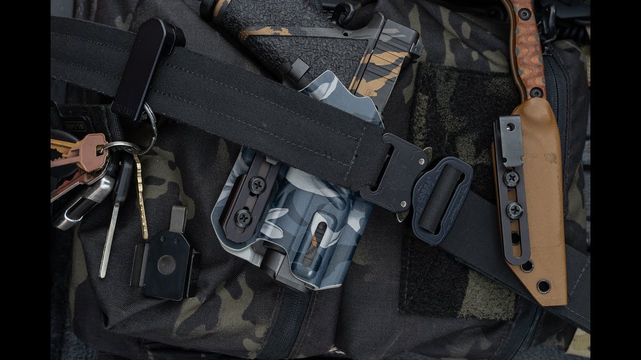What you need to know about the New Alias Cobra Buckle Belt