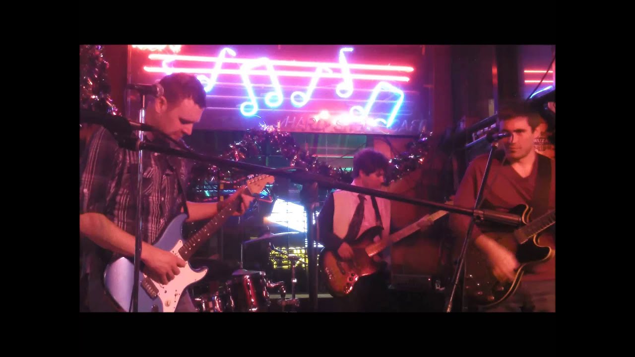 Justin Corgan Slap Bass Solo - Shaky Ground