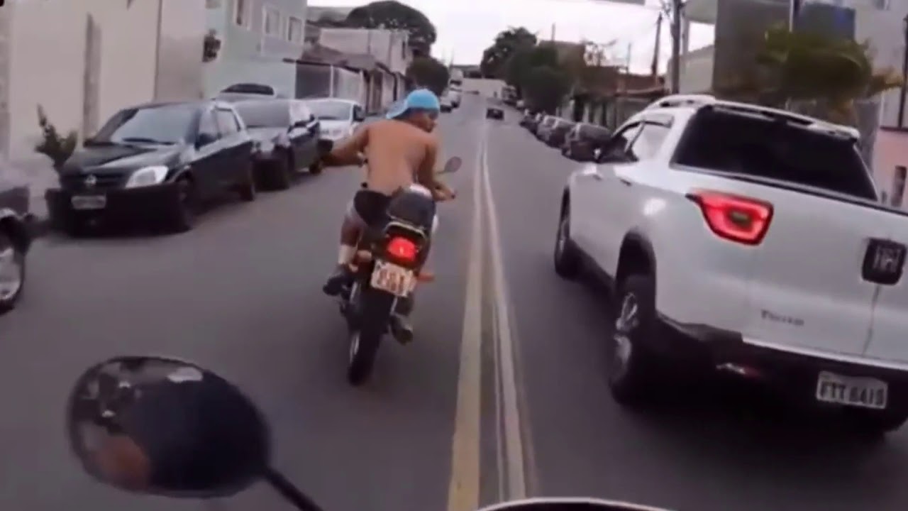 Brazil high speed chase!!