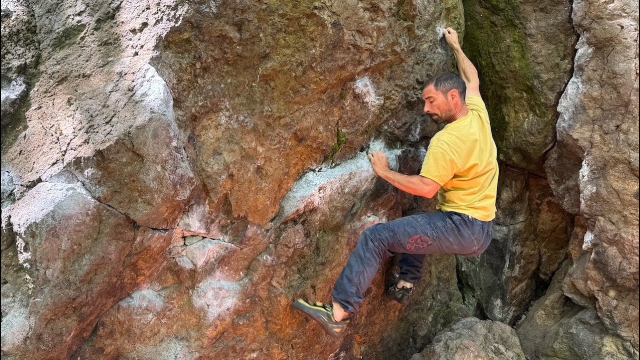 Csippentős fal - 6B+ (V4/V5), Pázmánd, Hungary