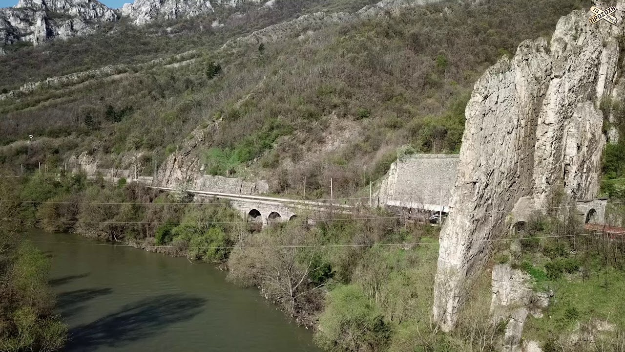 Trains in Iskar gorge, Bulgaria (drone video)