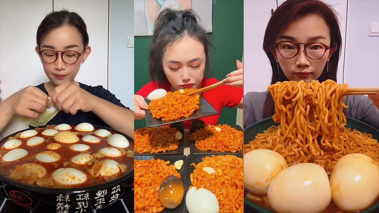 Smokey Noodle Eating Show Boiled Noodles With Spicy Sauce, Fried Eggs And Noodles