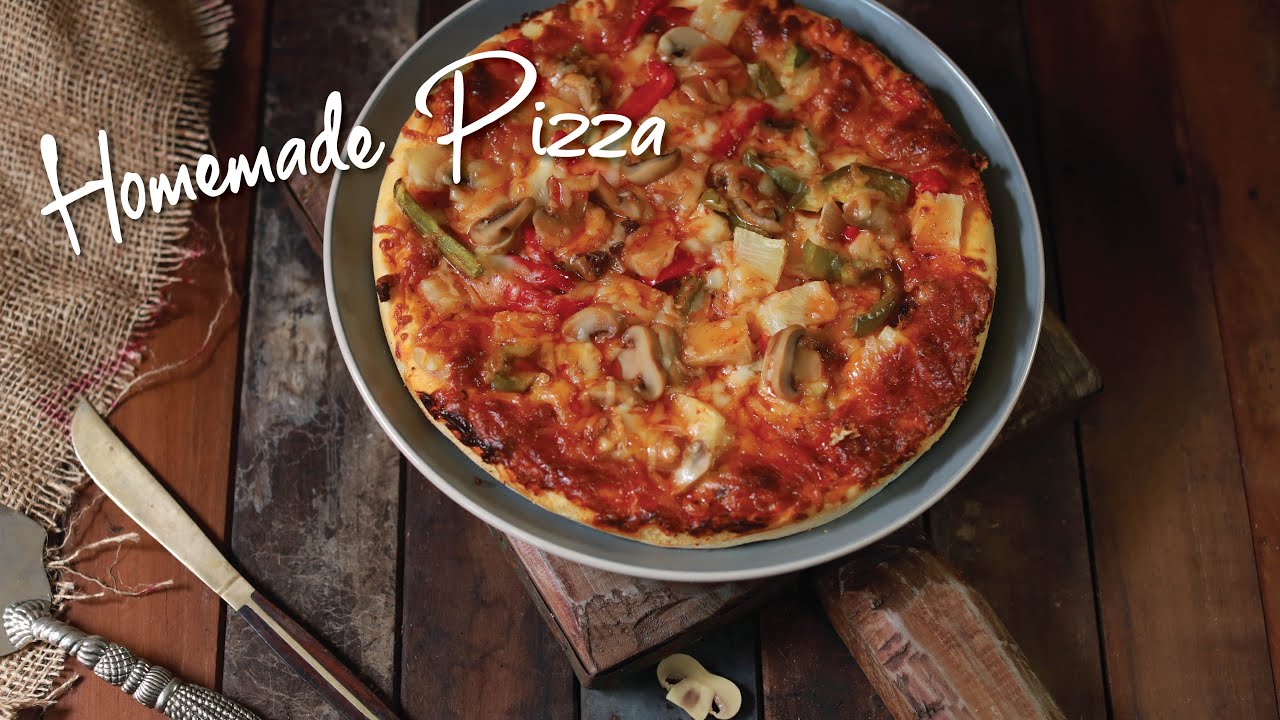 Homemade  Pizza sedap sangat ! buat sendiri je.. berbaloi