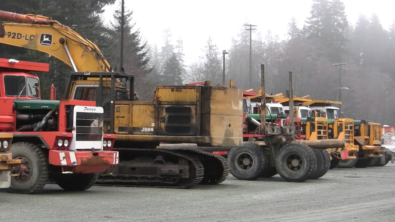Off Highway Logging Trucks - Cameron Division Yard