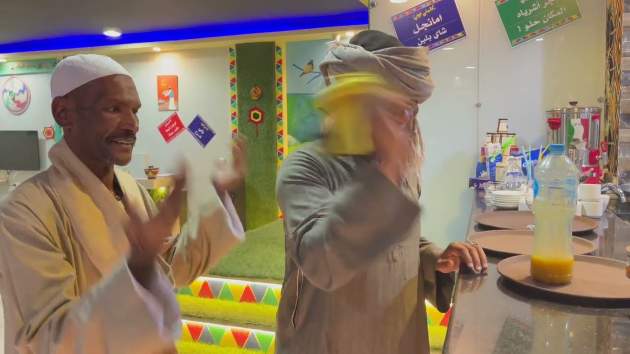 الحاج الضوى خرب بيت عبدالناصر فى الكافيه😅
