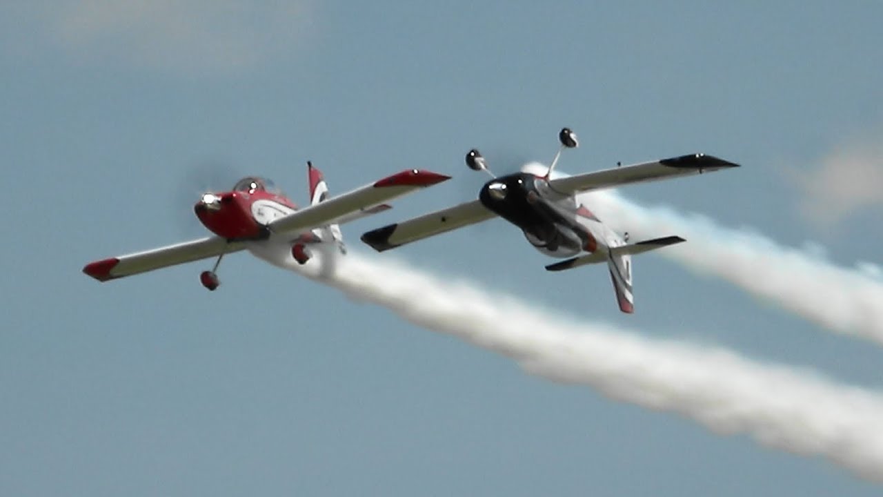 Redline Airshows RV8's - Oshkosh 2018 - Sunday
