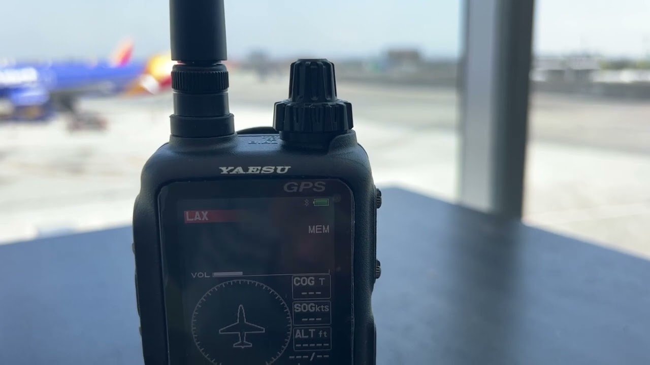 Yaesu FTA-850L: LAX: PLANE-SPOTTING