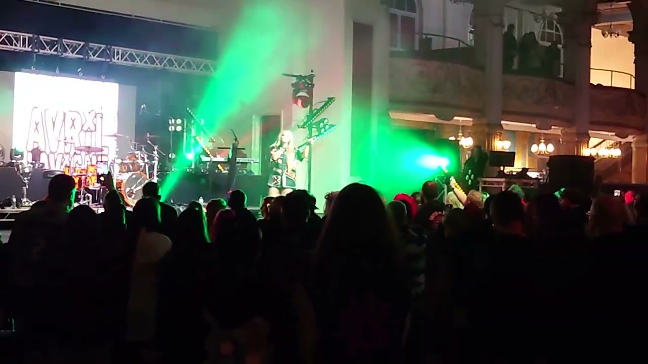 Courtnay Reddy as Avril Lavigne rock the gardens festival Blackpool 23/1/26