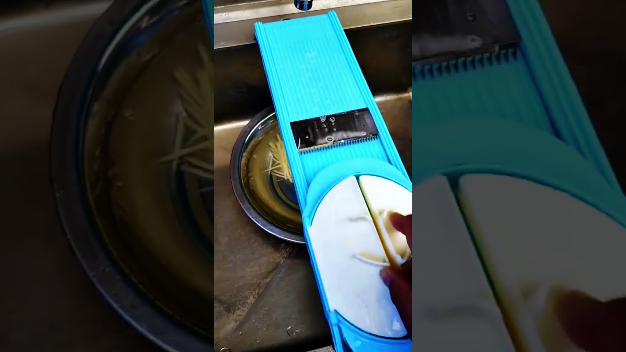 Make Slim Fries in 10 Seconds | Mandoline Slicer Kitchen Hack| Kitchen Hack Jo Sabko Pasand Aayega