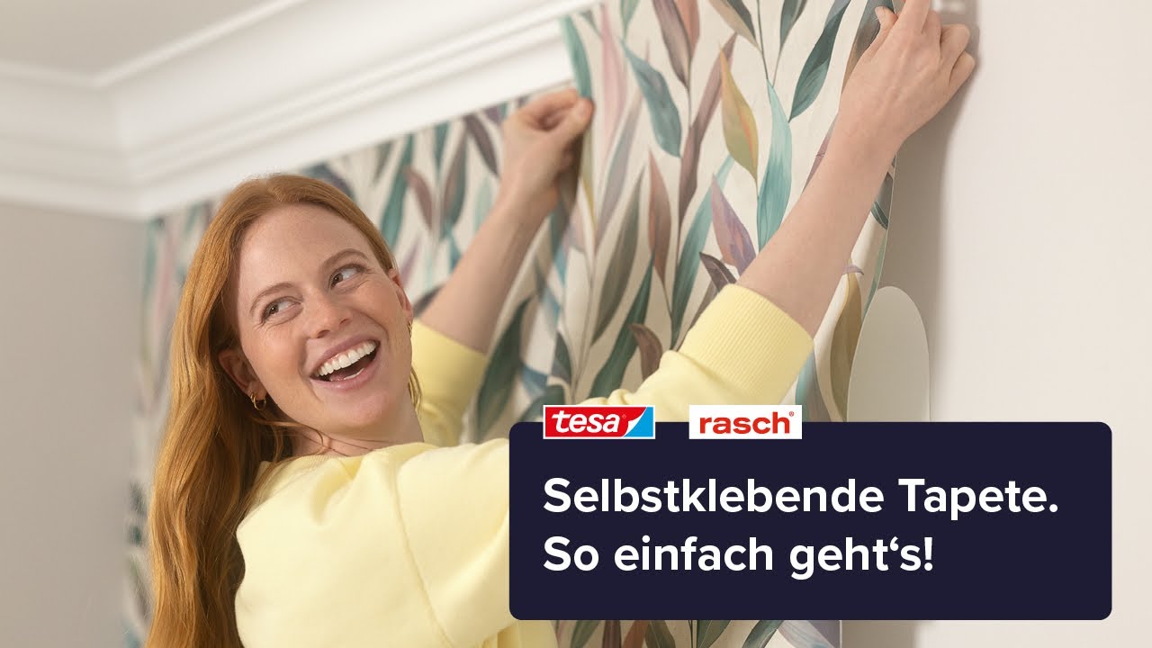 Tapezieren ohne Kleister?! So einfach geht's mit der neuen selbstklebenden Tapete von tesa x rasch!