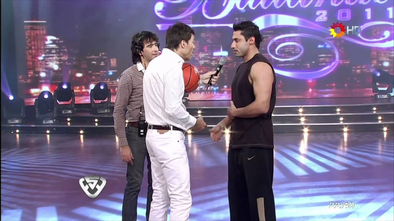 TITO JUEGA AL BASQUET CON MARCELO - FULL HD