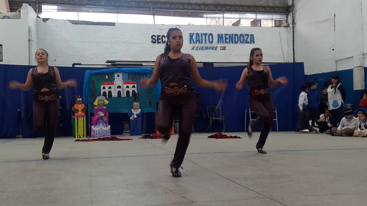 Boleadoras con fusion de malambo y Flamenco, Ballet Sol Norteño