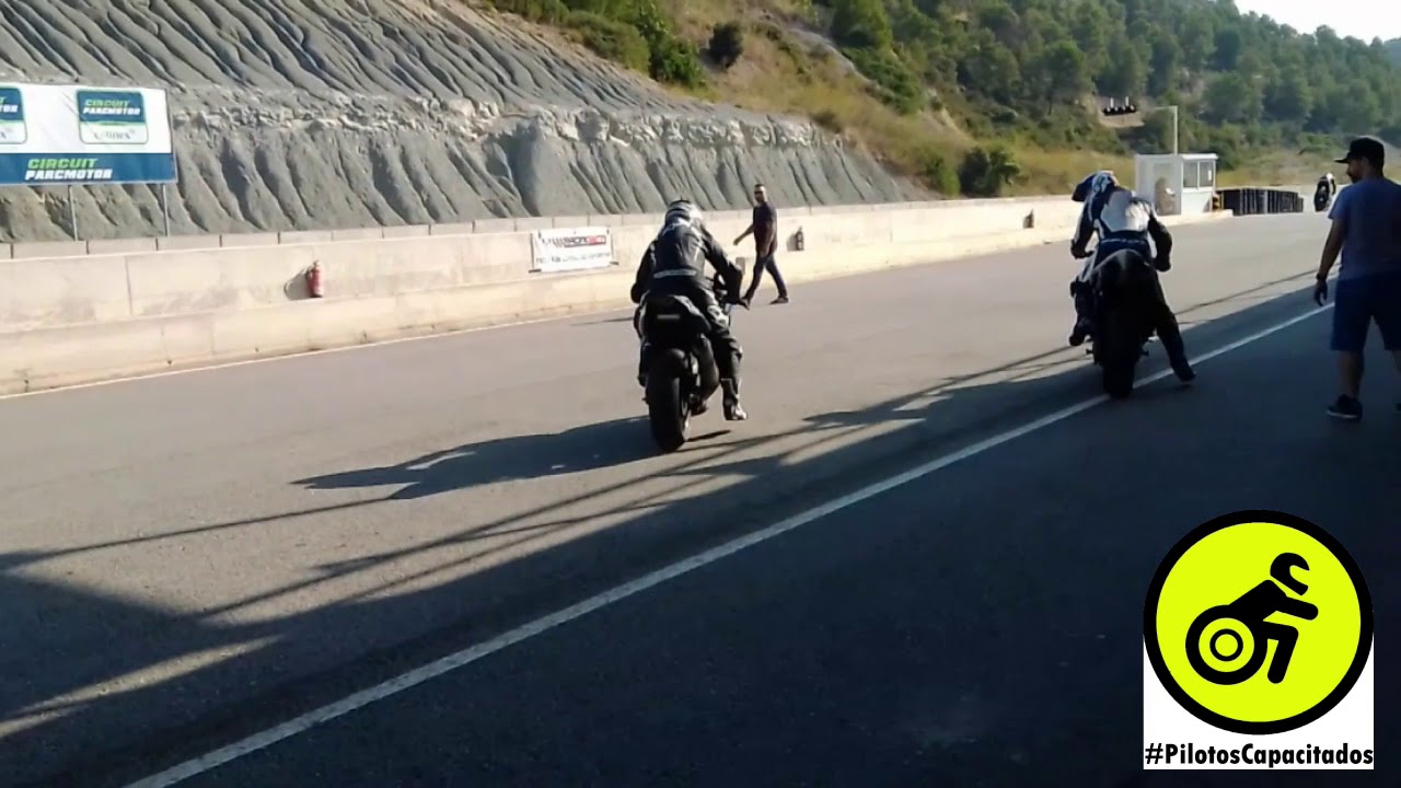 Amputado de pierna con Yamaha R6