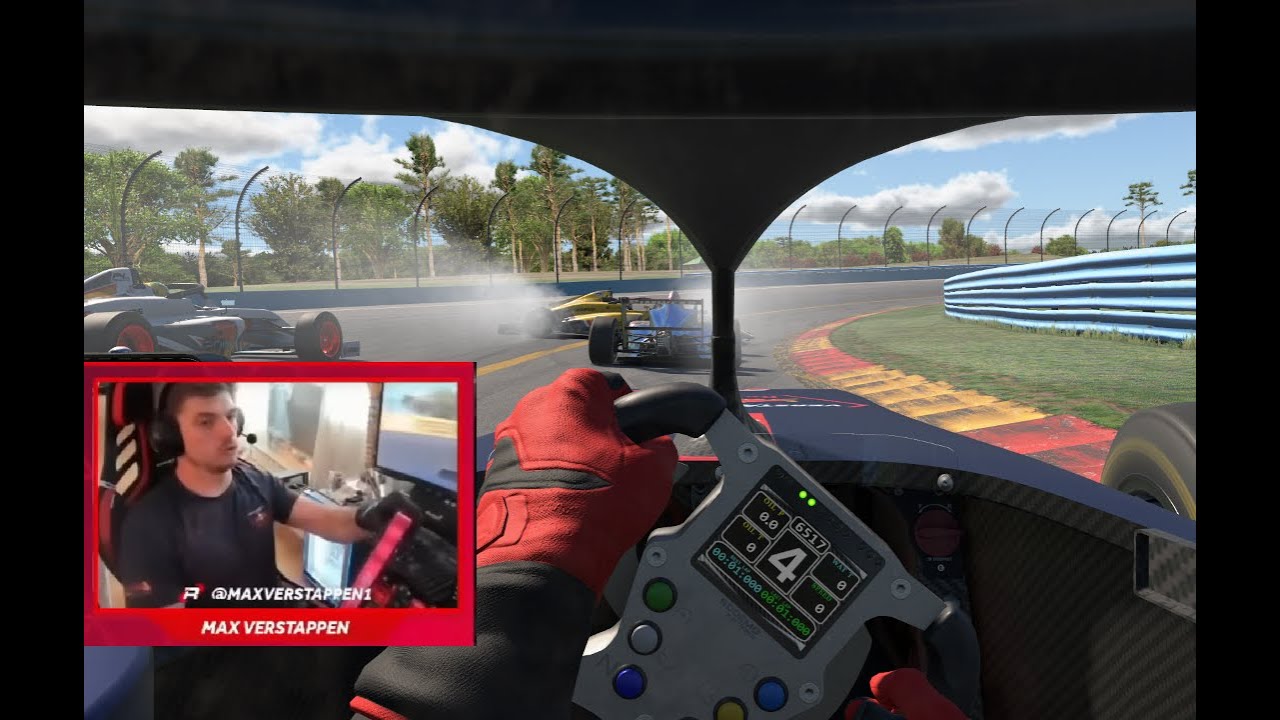 Безумный заезд последнего на первое место Макса Ферстаппена — iRacing F4