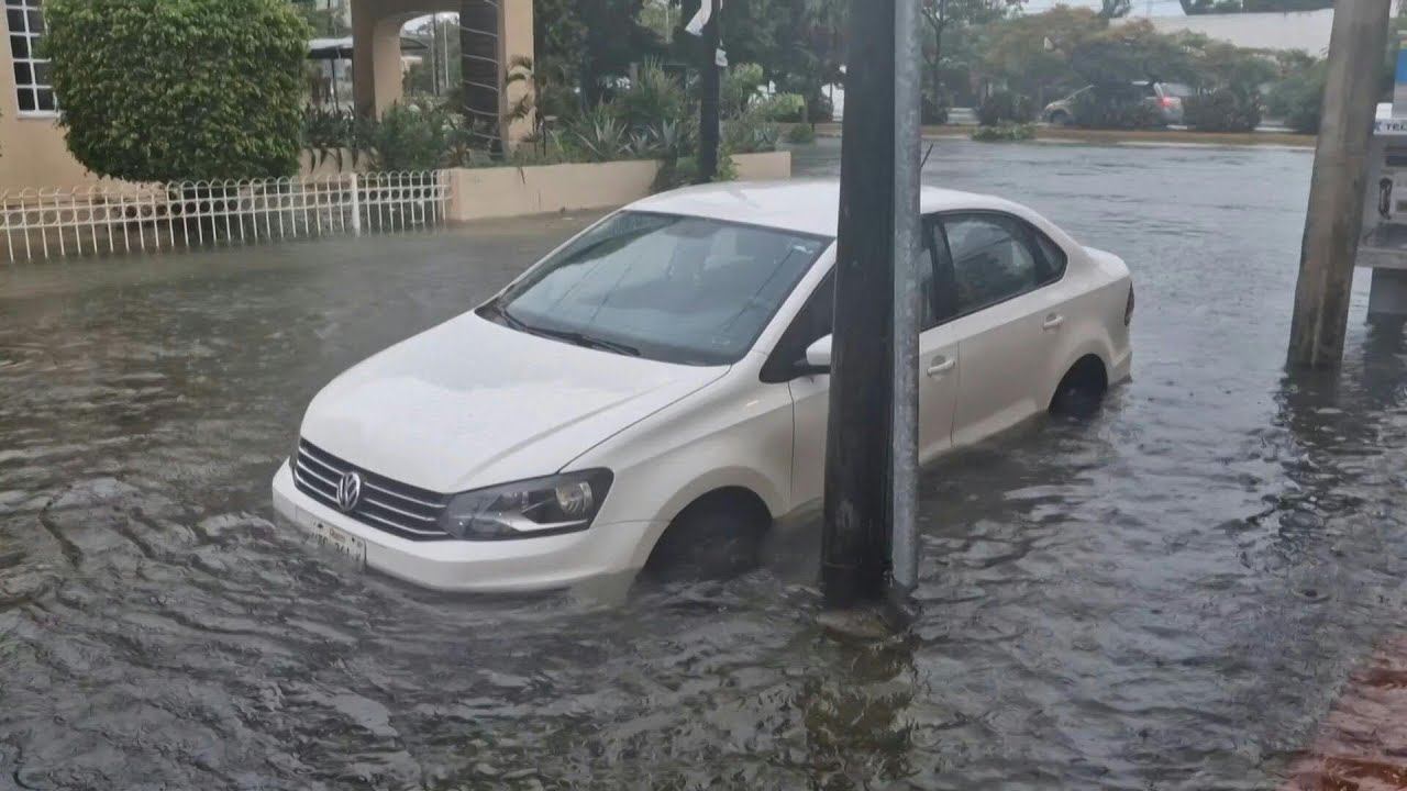 Mexico's Cancun hit with severe flooding as storm Helene becomes hurricane | AFP