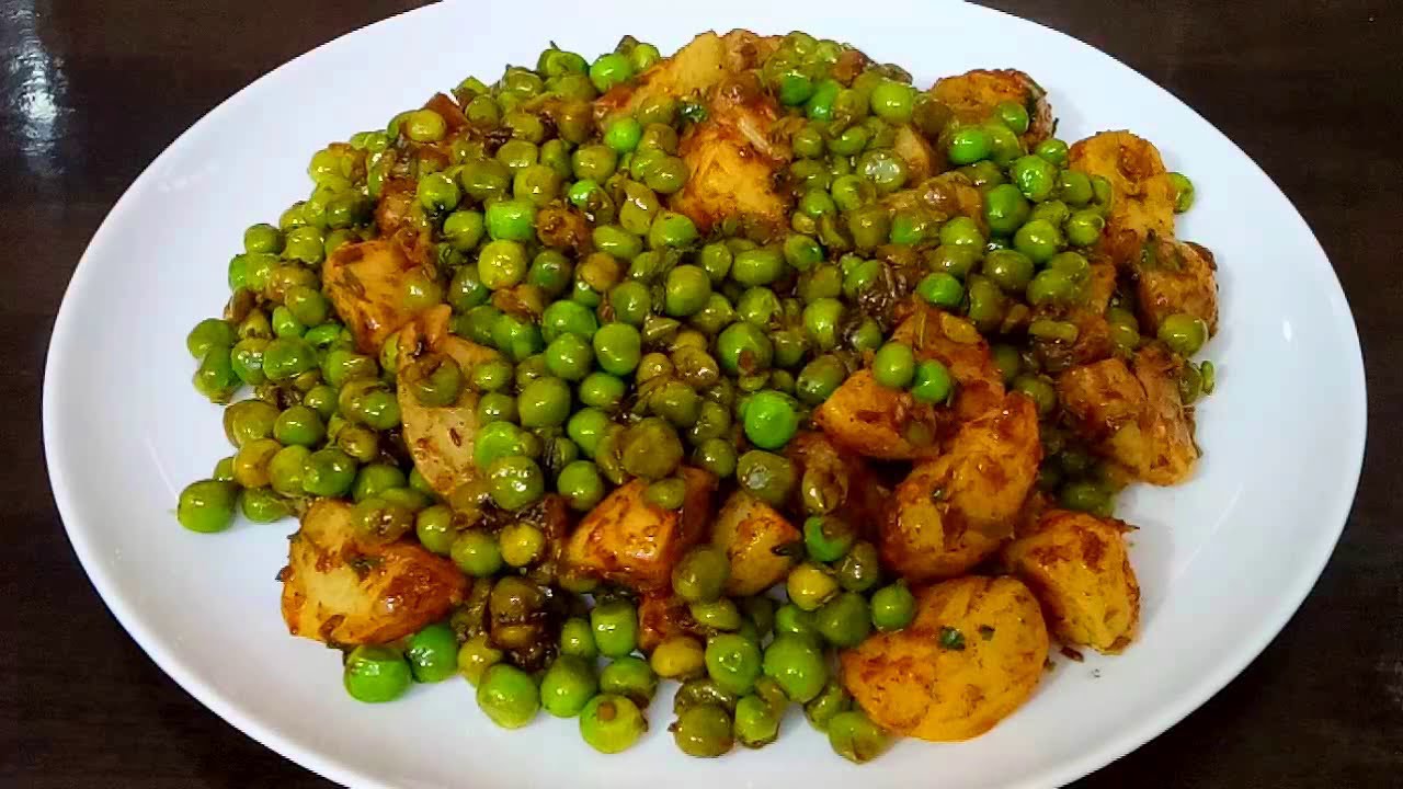मटर आलू की चटपटी चाट ऐसे बनाएगे तो उंगलिया चाटते रह जाएंगे | Matar Ki Chaat | By Neha Ki Pakshala