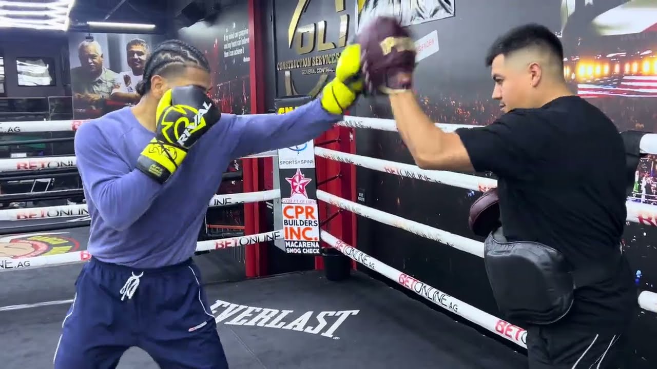 Raymond Muratalla Mittwork ahead of Andy Cruz Showdown