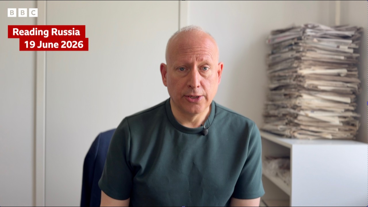 How are Russian newspapers reacting to the Ukrainian drone strike on Moscow?